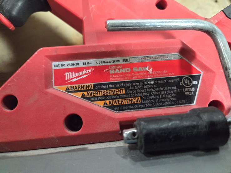 #5417-•-(5)-milwaukee-tools-w/-(5)-batteries-and-more-image-12