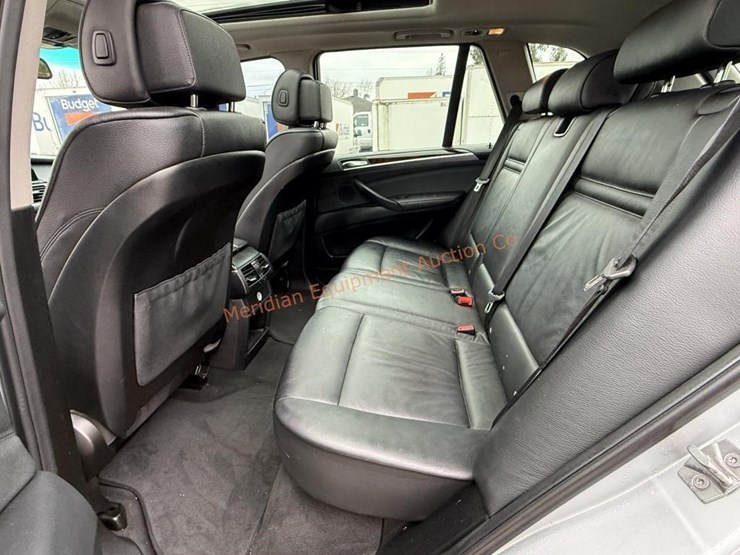 2010-bmw-x5-image-31