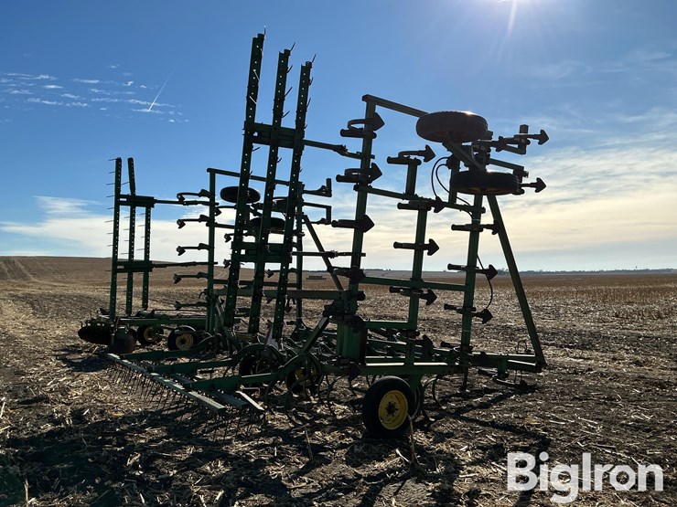 john-deere-1000-image-5