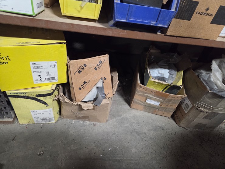 #5407-•-misc.-electrical-hardware-and-more-image-8