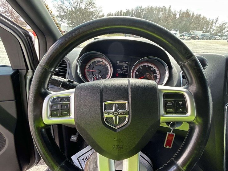 2019-dodge-grand-caravan-image-13