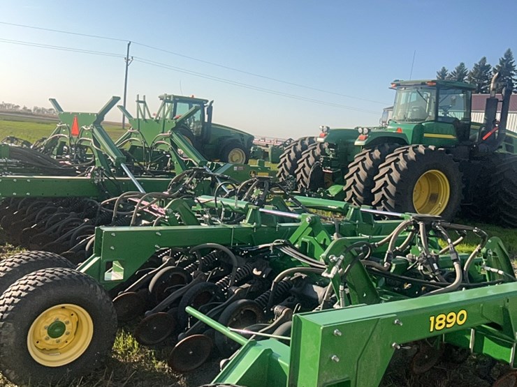 2018-john-deere-1910-image-189