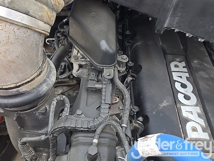 2019-peterbilt-579-image-20