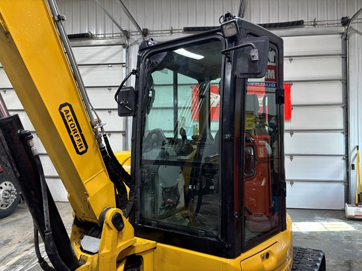 caterpillar-305-image-18