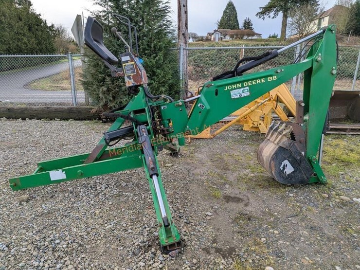 john-deere-8b-image-4