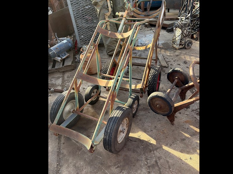 #91-•-2--cylinder-dollies-for-use-with-large-gas-cylinders-image-1