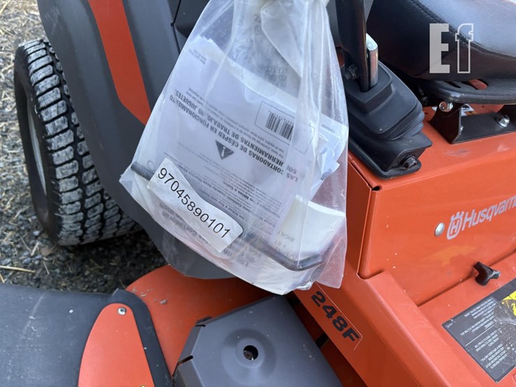 2022-husqvarna-48"-560-image-3