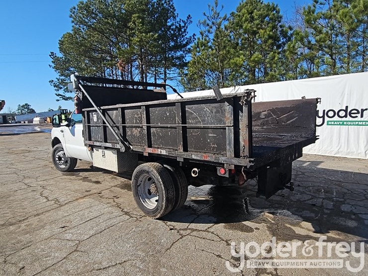 1999-ford-f550-image-3