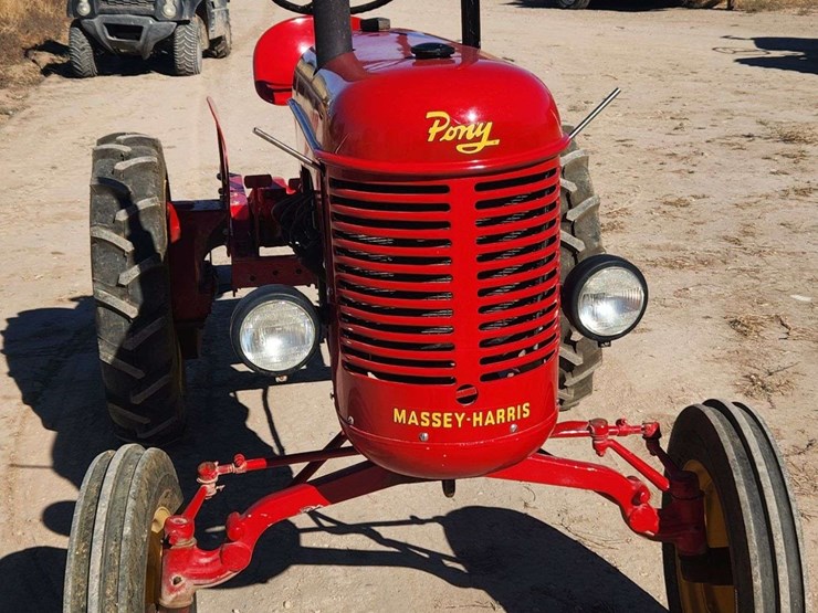 1952-massey-harris-pony-image-3