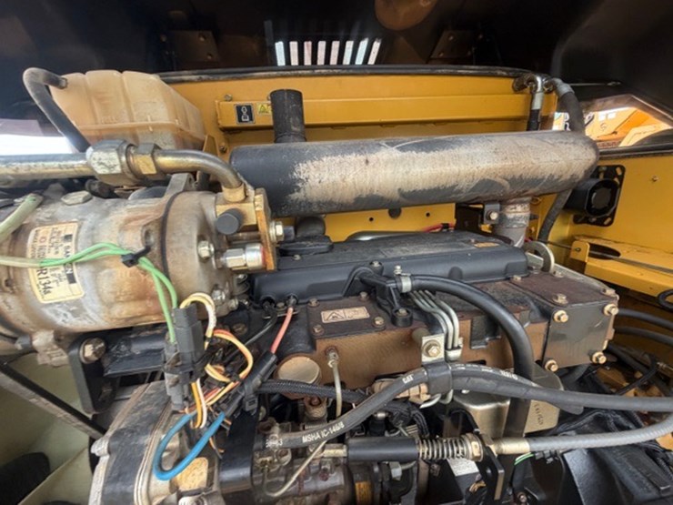 caterpillar-914g-image-59