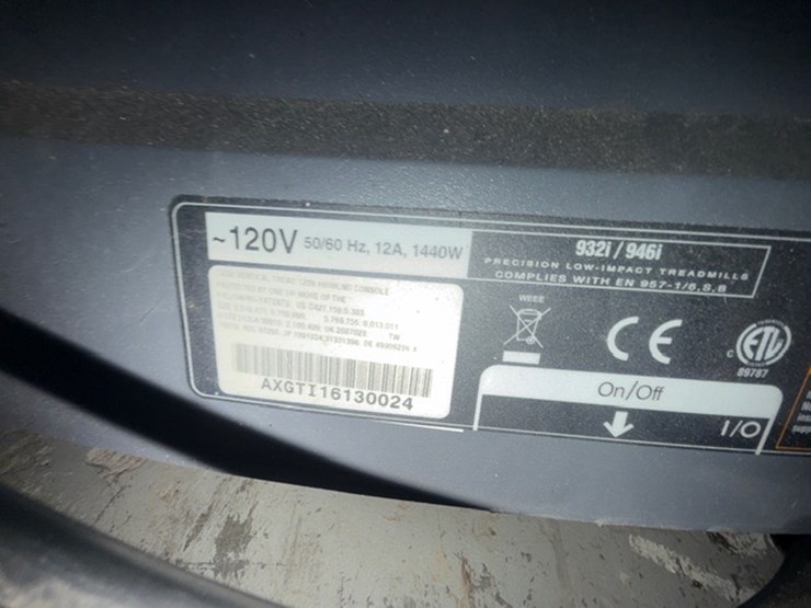 #34120-•-precor-932i-treadmill-image-7