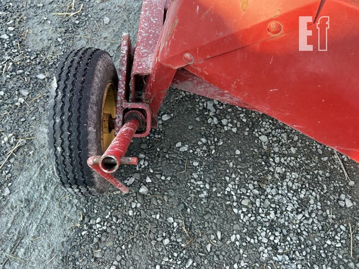 new-holland-60-image-6