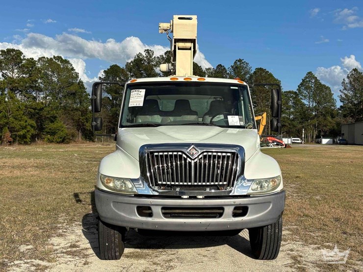 2003-international-durastar-4300-image-63