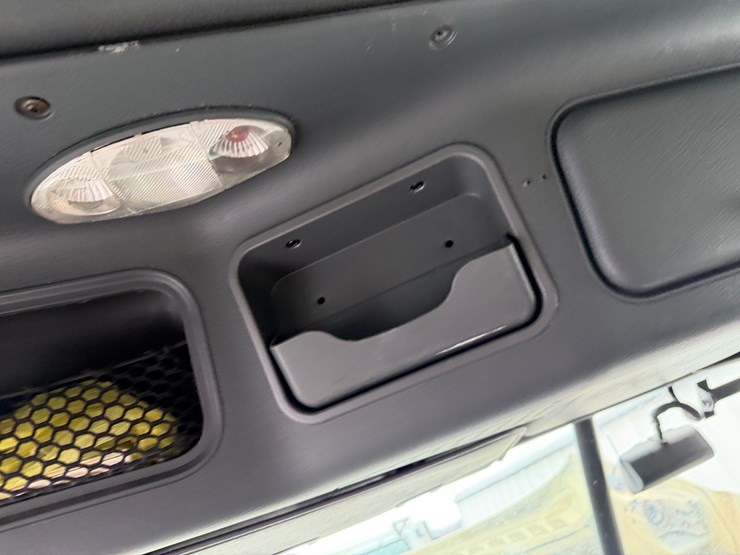 #40952-•-2016-freightliner-t/a-daycab-truck-tractor-3akjged50gshn2261-image-65