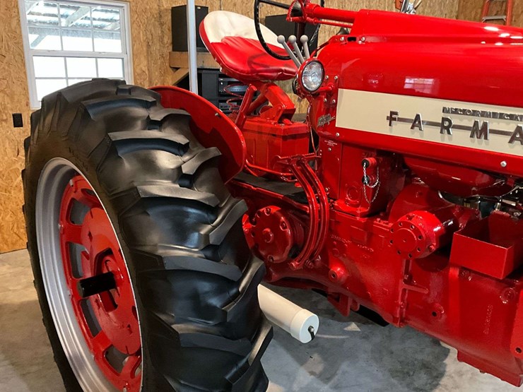 1957-farmall-450-image-5