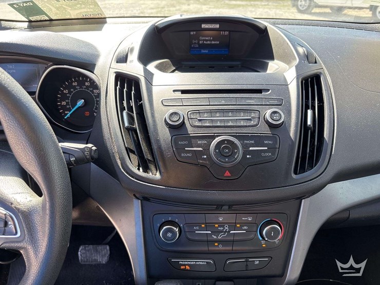 2017-ford-escape-image-17