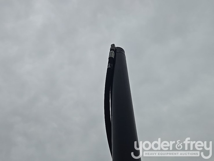 2015-caterpillar-12m3-image-28