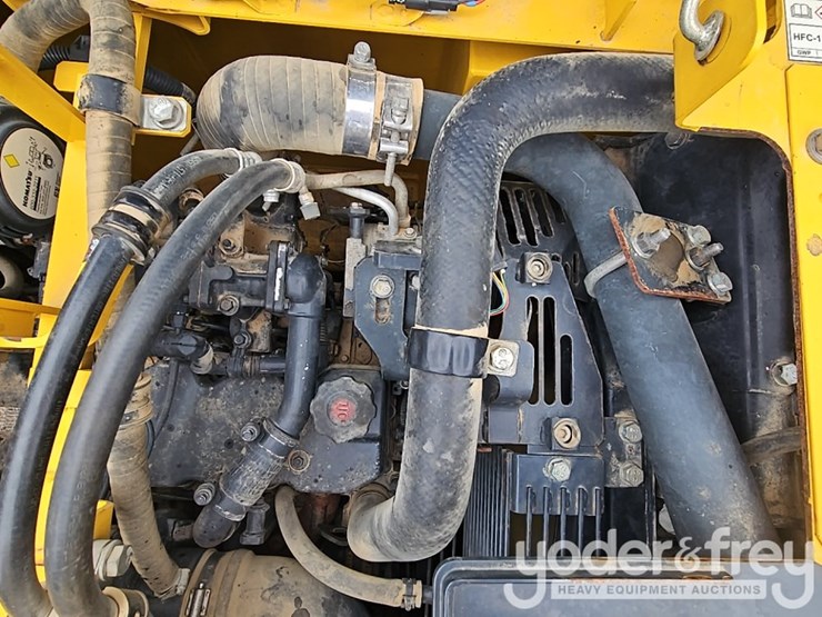 2019-komatsu-pc228us-lc-image-30