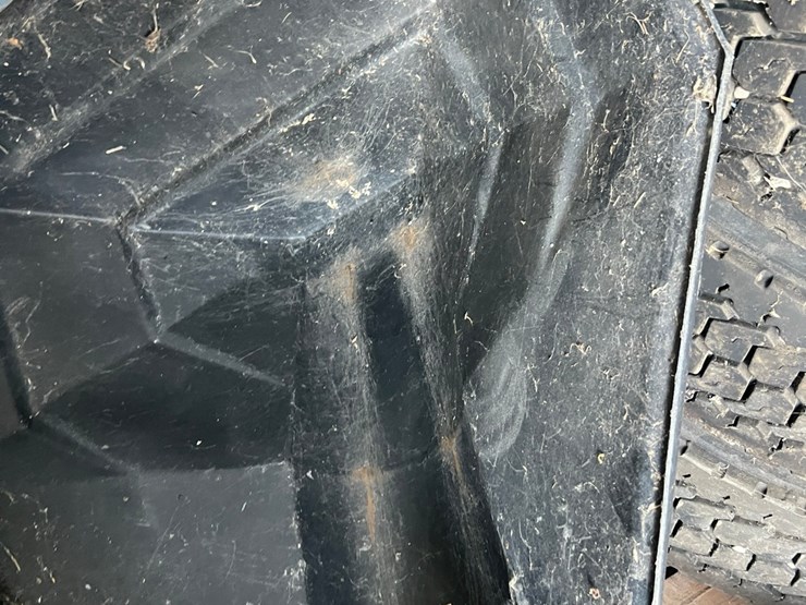 (4)-grain-hoppers,-all-are-good-shape,-winner-takes-all-4-image-12