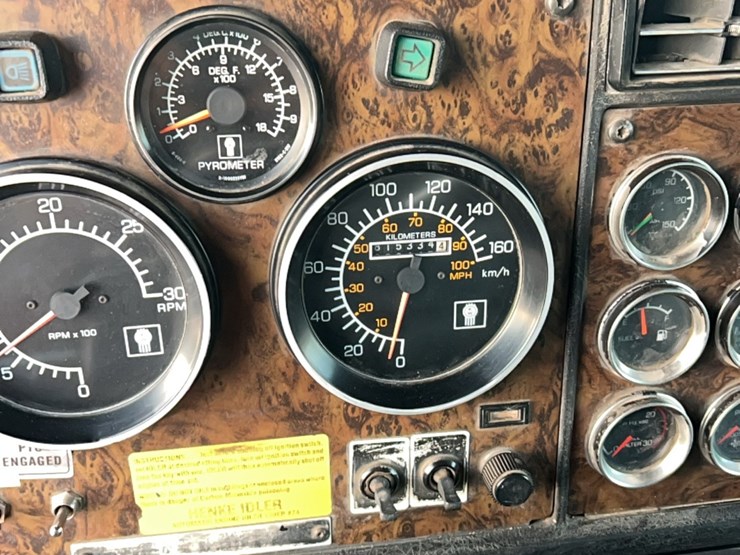 1990-kenworth-t600-image-144