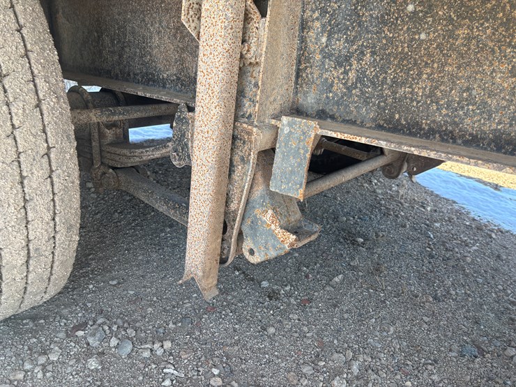 #2293-•-2004-cancade-pup-trailer-image-25