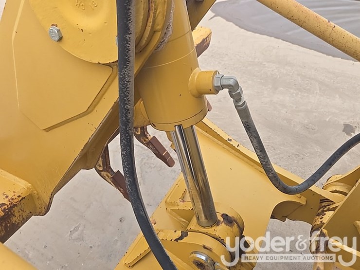 2009-caterpillar-140m-vhp-plus-image-67