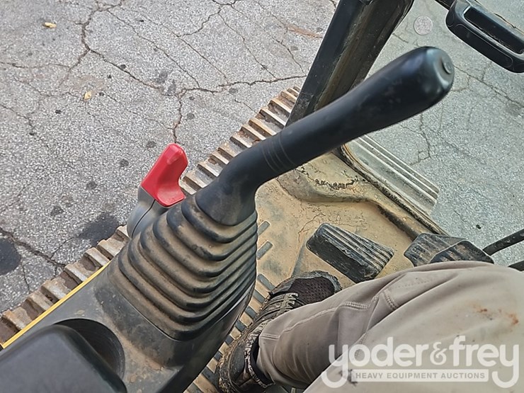 2018-komatsu-pc360-lc-11-image-48