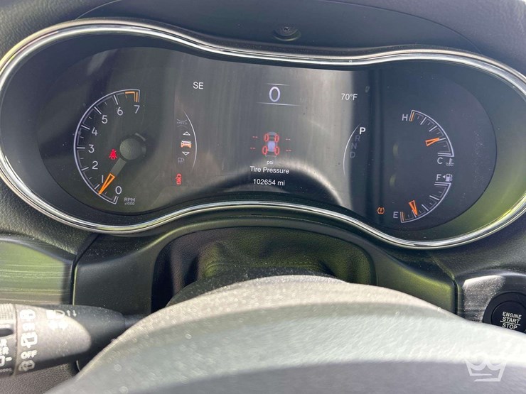 2019-jeep-grand-cherokee-image-12