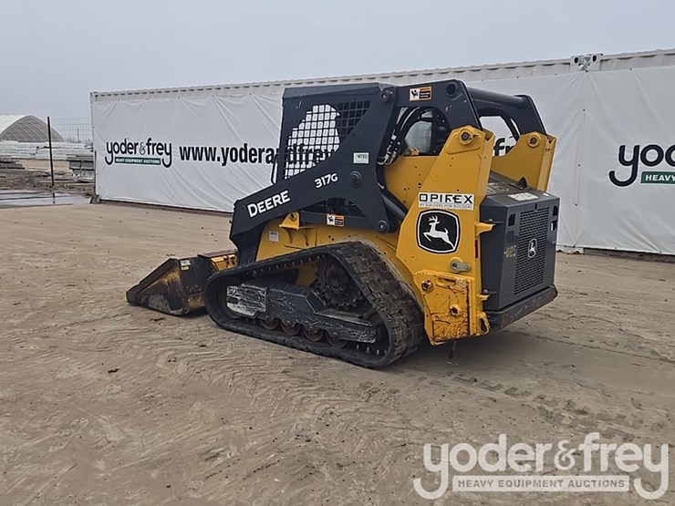 2021-deere-317g-image-3