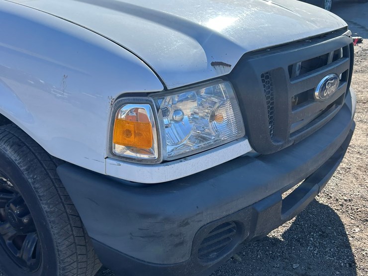 2011-ford-ranger-image-13