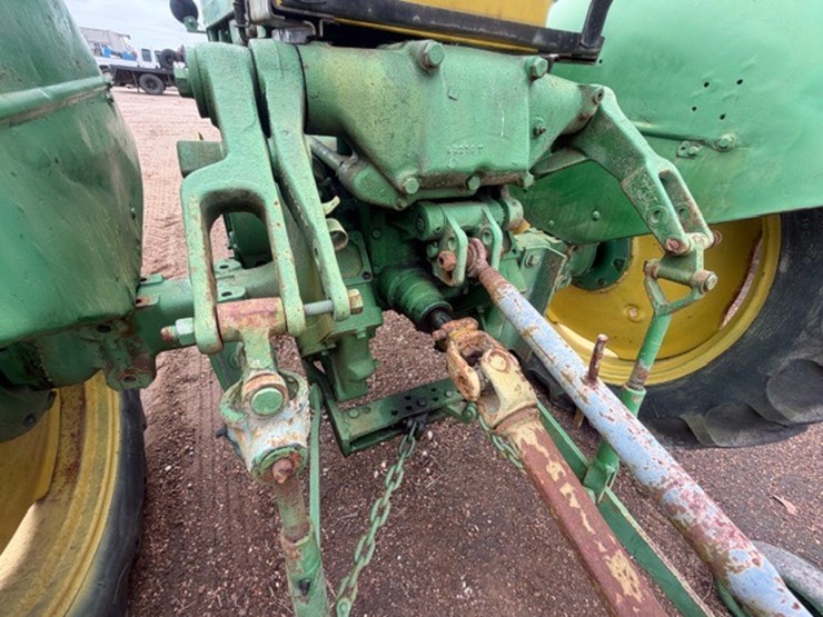 john-deere-40-image-15