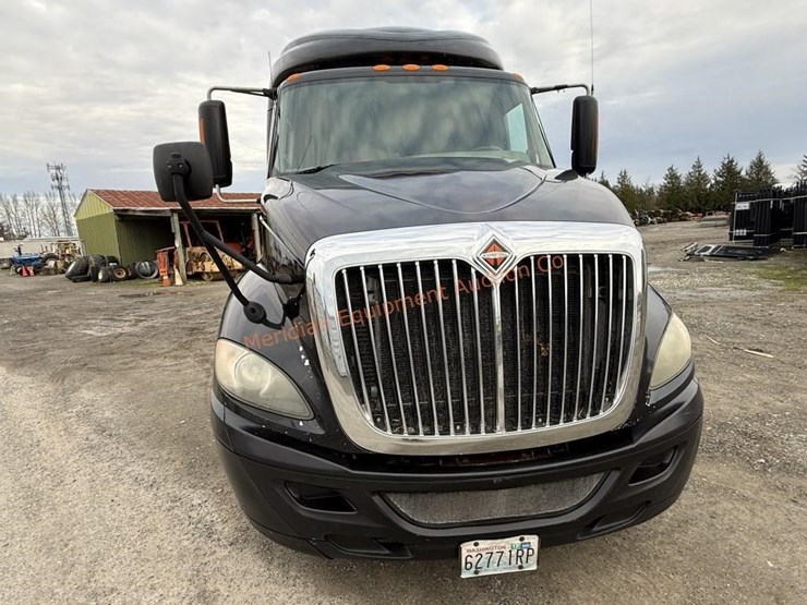 2017-international-prostar-image-11