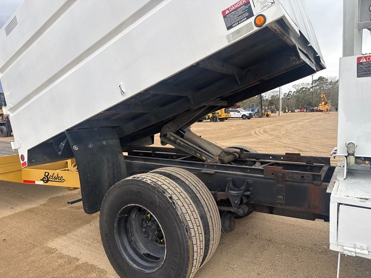 2006-international-durastar-4300-image-19