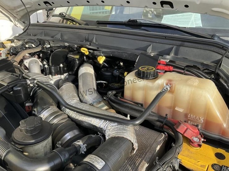 2016-ford-f550-image-14