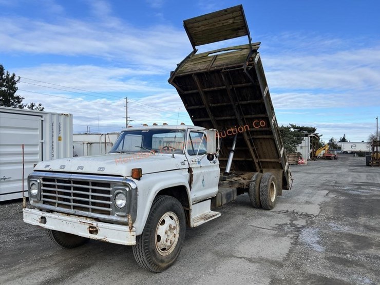 1975-ford-f600-image-6