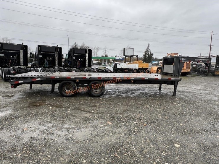 2003-titan-trailer-image-7