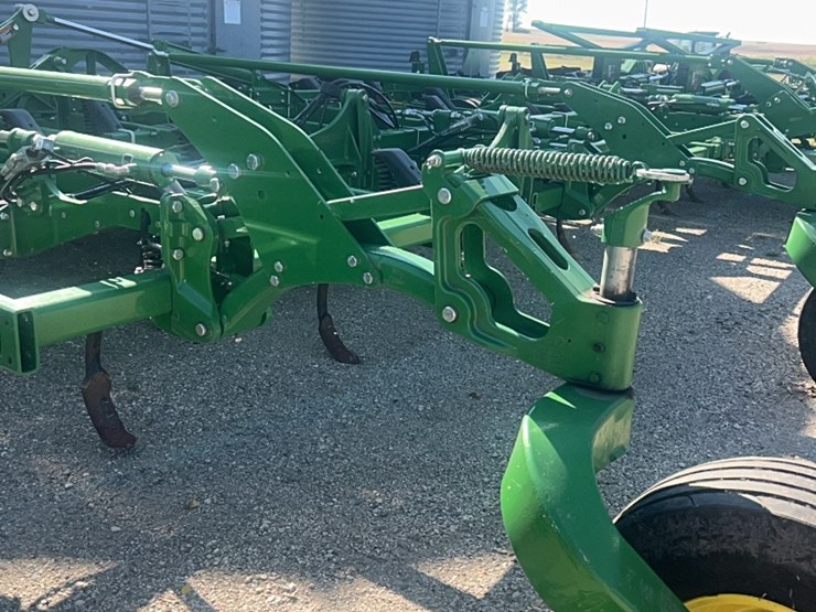 2022-john-deere-52-image-122