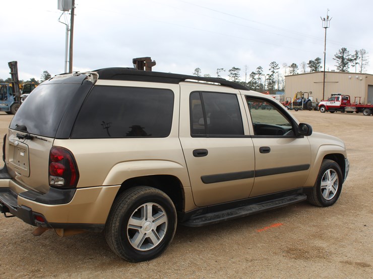 2005-chevrolet-blazer-image-3