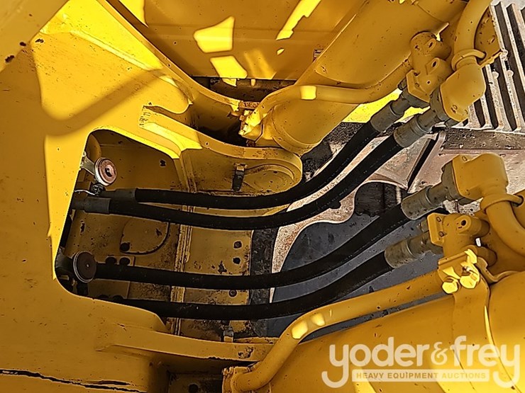 2017-komatsu-pc360-lc-11-image-33