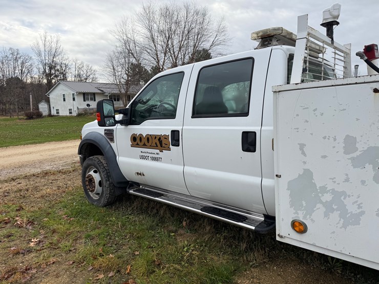 2009-ford-f550-image-10
