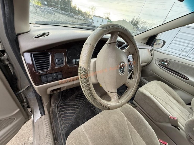 2000-mazda-mpv-image-22