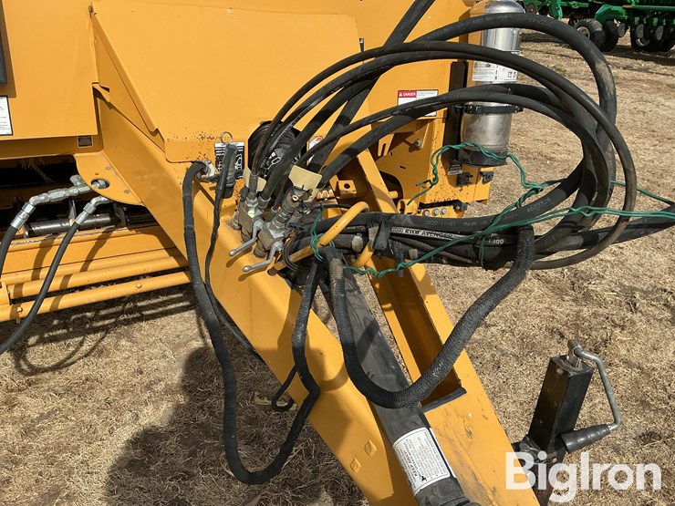 2015-vermeer-605n-cornstalk-special-image-12