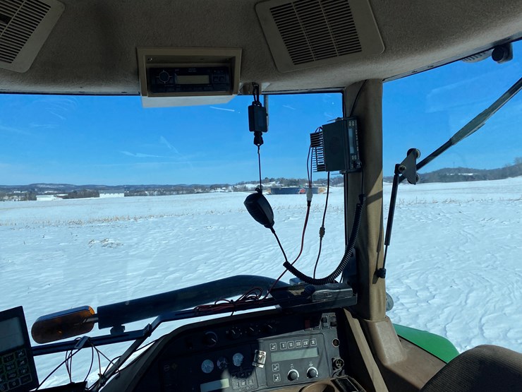 john-deere-8100-image-31