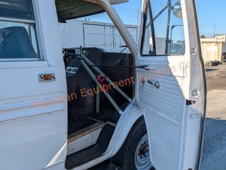 1986-gmc-3500-image-28