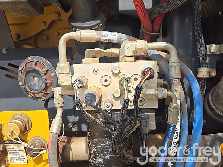 2018-deere-460e-image-43