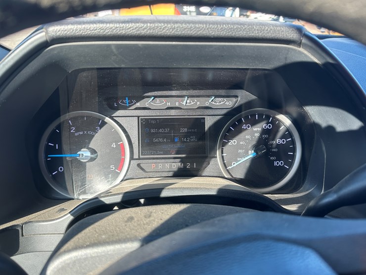 2018-ford-f350-image-35