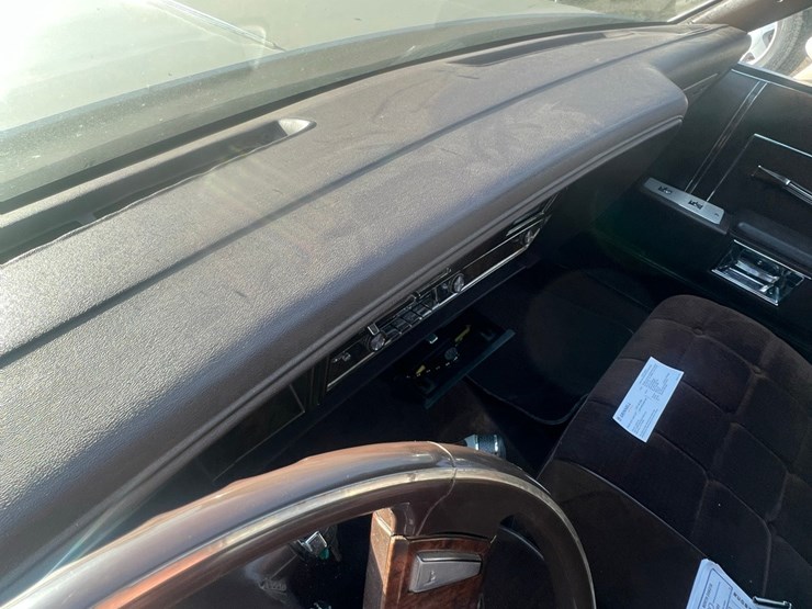 lot-13.-oldsmobile-delta-88-royale-car,-4-dr.,-196,050-mi,-307-v8,--4-speed-automatic-image-30