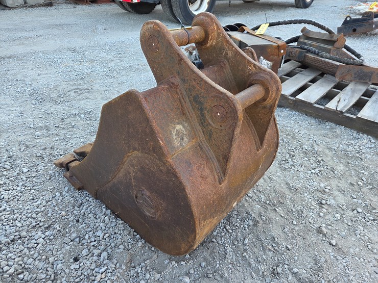 takeuchi-tb180fr-image-3