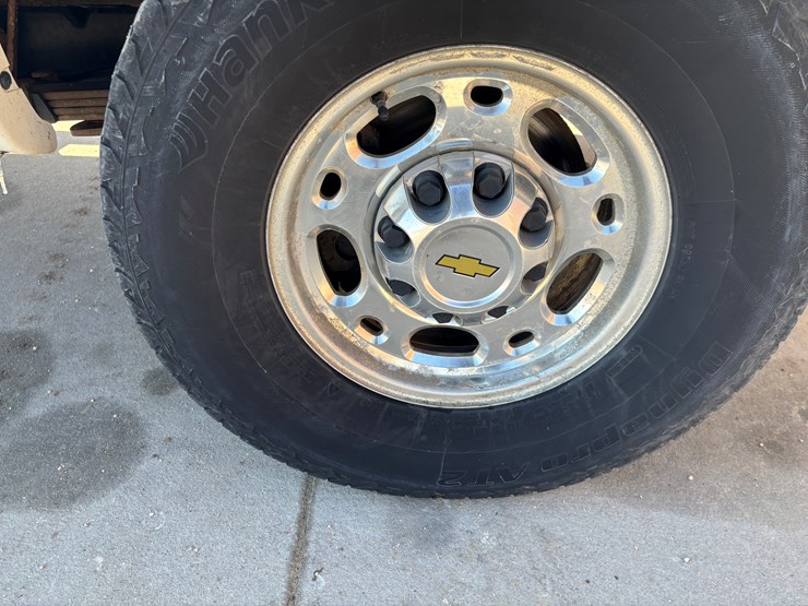 2005-chevrolet-2500-image-67