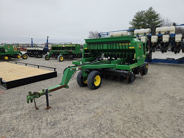 2018-john-deere-1590-image-19